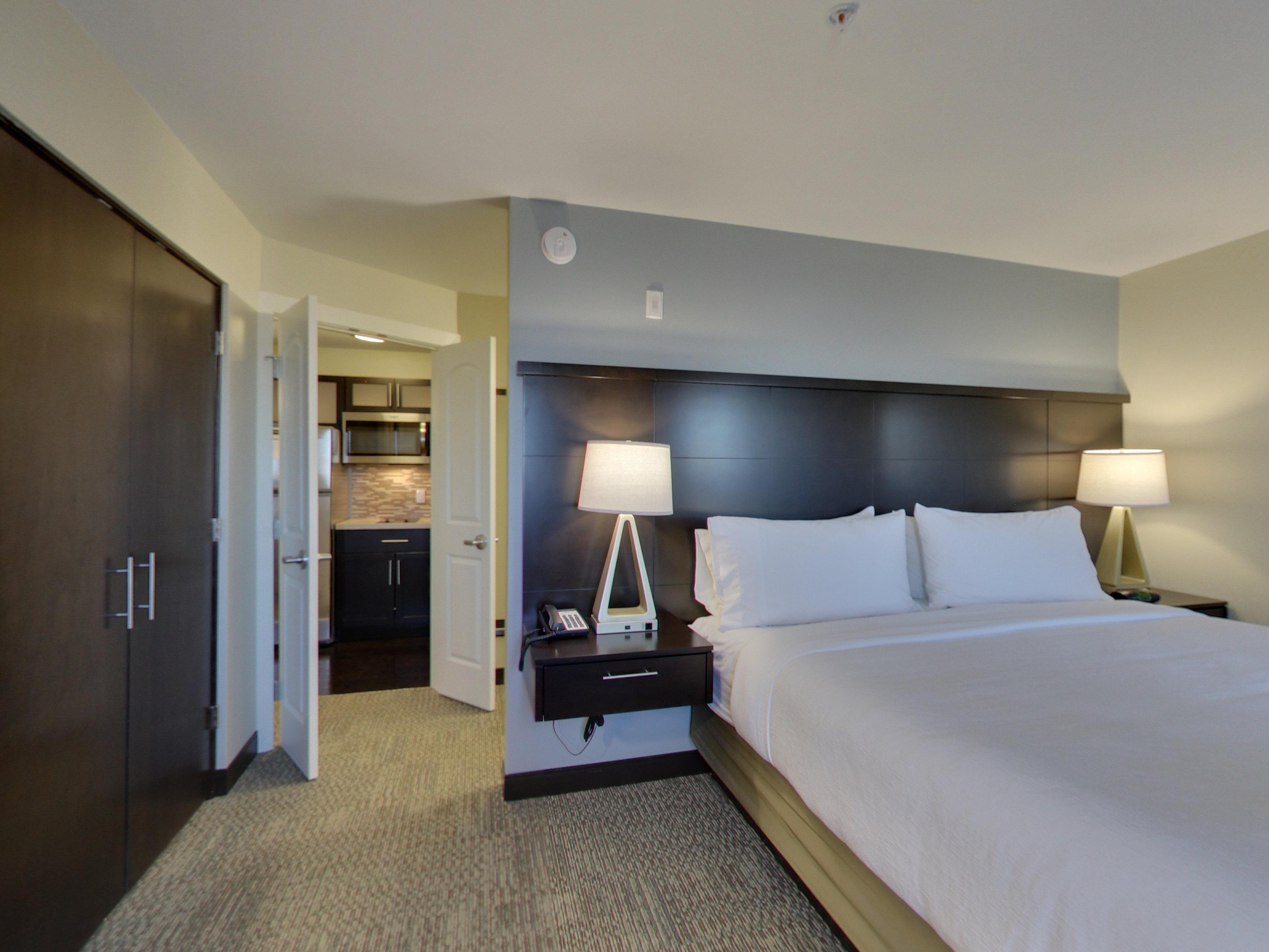 Staybridge Suites - Madison - Fitchburg Extérieur photo